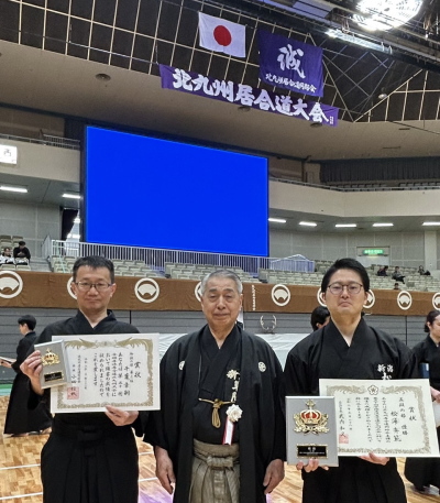 �S���e���������k��B���